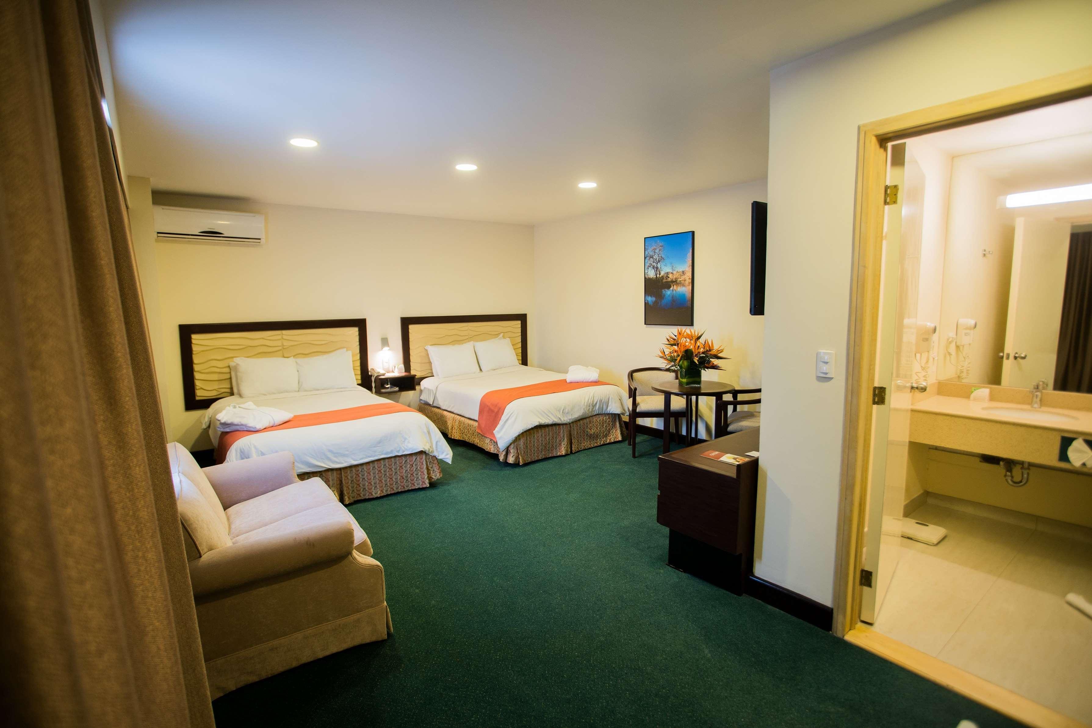 Best Western Plus Hotel Terraza San Salvador Exterior photo